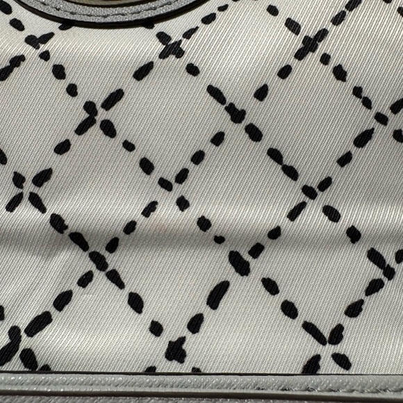 Kate Spade Newburry Lane Sally Crossbody Purse - Picture 9 of 12